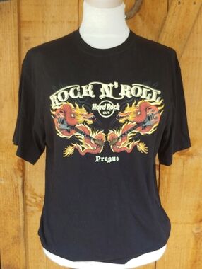 Hard Rock Cafe Black Rock N' Roll Dragon Graphic Tee